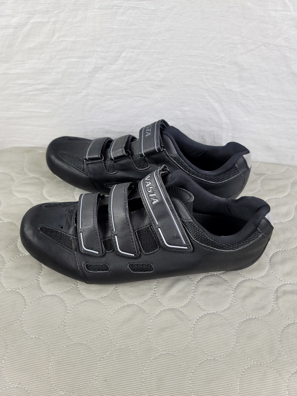 • Avasta Black Indoor Cycling Shoes EU 45 M11 W12.5